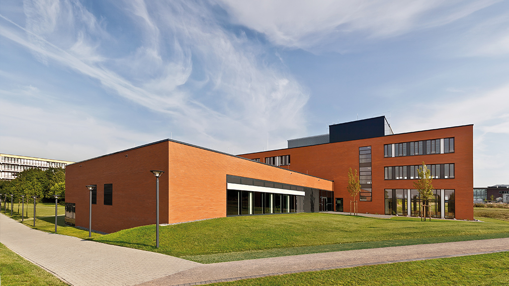 ABC-Klinker Referenzen Verblendklinker Sonnenrot Technische Universität in Dortmund