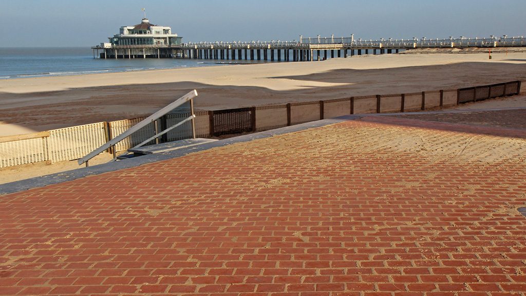 Strandpromenade, Seebrücke Blankenberge / Belgien - ABC ...